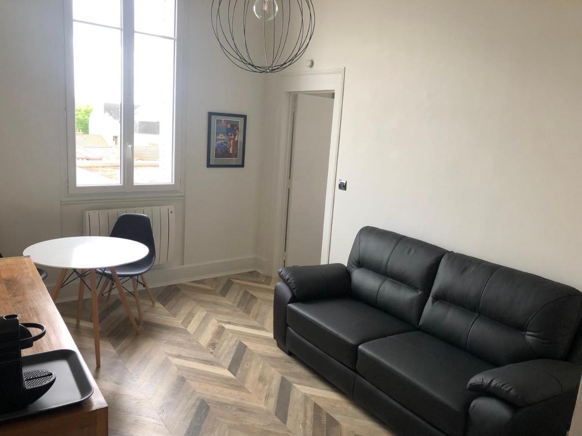 Superbe appartement indépendant en centre ville Vichy Extérieur photo