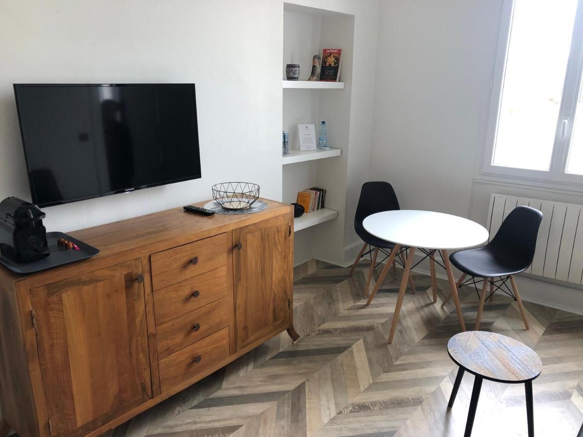 Superbe appartement indépendant en centre ville Vichy Extérieur photo